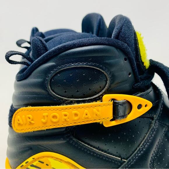 Jordan 8 Retro 'Taxi' CI1236-007 Womens Size 7 Mens Size 6.5 - Picture 8 of 15